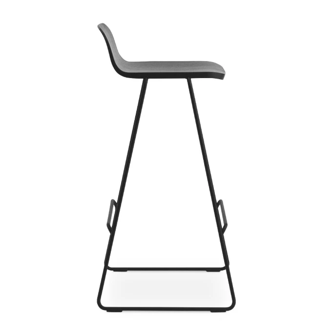Normann Copenhagen Just Barstool Barhocker Mit Lehne - 90 X 47,5 X 44 Cm - Sitzhöhe 75 Cm - Black/Black 5 Normann Copenhagen Just Barstool Barhocker Mit Lehne - 90 X 47,5 X 44 Cm - Sitzhöhe 75 Cm - Black/Black – Bild 3