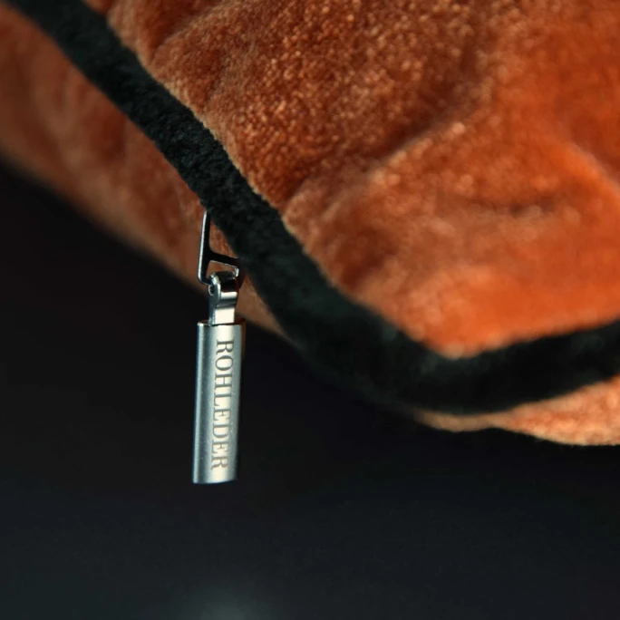 Rohleder Home Collection Cloud Uni Kissen Mit Füllung - 40x40 Cm - Tabasco 5 Rohleder Home Collection Cloud Uni Kissen Mit Füllung - 40x40 Cm - Tabasco – Bild 3