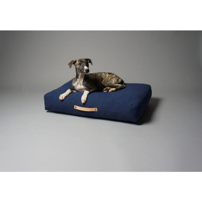 Labbvenn STOCKHOLM Tierkissen - 70x50x12 Cm - Navy Blue 5 Labbvenn STOCKHOLM Tierkissen - 70x50x12 Cm - Navy Blue – Bild 3