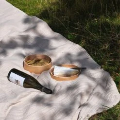 The Organic Company 6-lagige Weiche Decke, Steingrau -Innendekorationen 6Layer Soft Blanket Stone Lifestyle 06