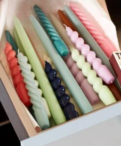 Hay Spiral Kerzen, 6 Stück, Lila - Violettblau - Hellblau 9 Hay Spiral Kerzen, 6 Stück, Lila - Violettblau - Hellblau -Innendekorationen Candle Spiral Candle Twist Candle Conical 2