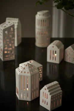 Kähler Urbania Lighthouse Laterne, Smithy 10 Kähler Urbania Lighthouse Laterne, Smithy -Innendekorationen DarlingKahlerShoot2040519shot096303