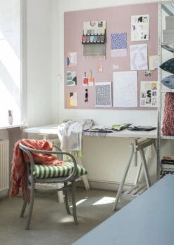 Dashes Überwurf , Lila - Gelb -Innendekorationen Dashes studio