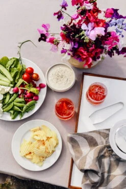 &Tradition Collect Linen SC31 Tagesdecke, 240 X 260 Cm, Powder 11 &Tradition Collect Linen SC31 Tagesdecke, 240 X 260 Cm, Powder -Innendekorationen Elokuu fds2