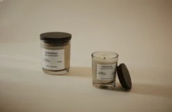 Frama Duftkerze Komorebi, 60 g -Innendekorationen Frama Komorebi Context Image 1