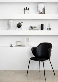 By Lassen Kerzenhalter Kubus T, Schwarz 11 By Lassen Kerzenhalter Kubus T, Schwarz -Innendekorationen IMGL7219 1