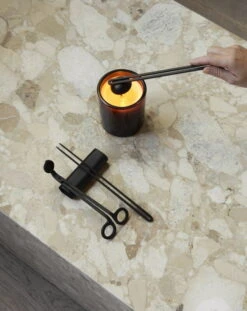 Menu Clip Kerzenpflegeset, Schwarz 11 Menu Clip Kerzenpflegeset, Schwarz -Innendekorationen MENU Candle Care Kit 2