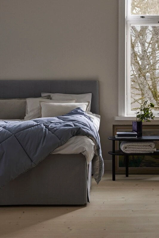 Moona Bettüberwurf Für Doppelbett,260 X 260 cm, Nebelblau - Damp 5 Moona Bettüberwurf Für Doppelbett,260 X 260 cm, Nebelblau - Damp – Bild 3