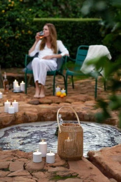 Outdoor LED-Stumpenkerze, 7,8 X 7,8 cm, Weiß -Innendekorationen Outdoor Candles citrus garden fountain large