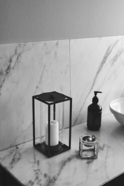 By Lassen Light'In Laterne, Mittel, Schwarz -Innendekorationen byLassen LightIn Kubus Bowl Mini Nickel 2