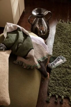 Ferm LIVING Vista Decke, Cremeweiß - Flieder -Innendekorationen fermLIVING VistaBlanket image