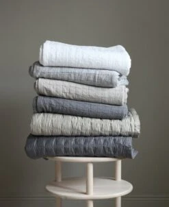 Bettüberwurf Aava, 160 X 260 Cm, Sandbeige 11 Bettüberwurf Aava, 160 X 260 Cm, Sandbeige -Innendekorationen kaikkip iv peitot