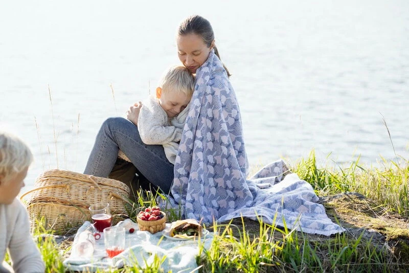 Tulppaani Decke, 130 X 180 Cm, Rosa – Blau 7 Tulppaani Decke, 130 X 180 Cm, Rosa – Blau – Bild 5